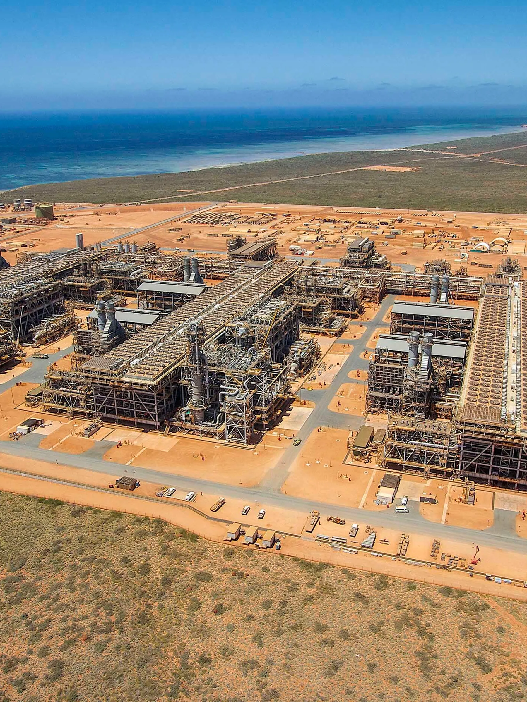 Project gorgon lng trains large